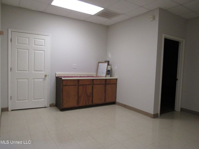 9117 Corporate Drive, Southaven, MS 38671
