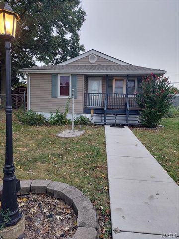105 S Olive Street, Hartford, IL 62048