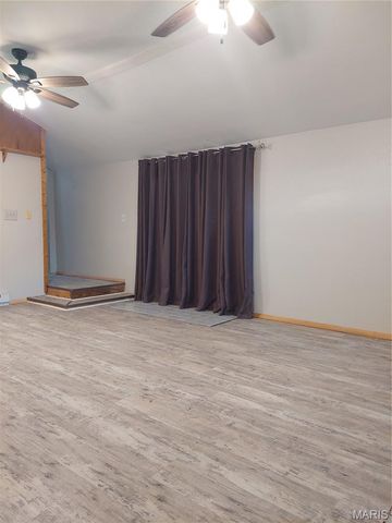 105 S Olive Street, Hartford, IL 62048
