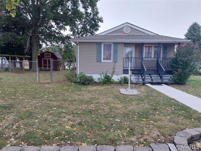 105 S Olive Street, Hartford, IL 62048