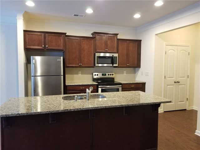259 Green Bridge Court, Lawrenceville, GA 30046