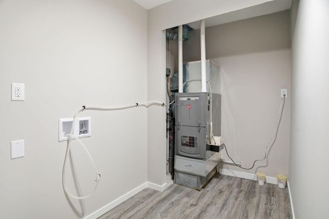 1008 W 89th Street, Bloomington, MN 55420