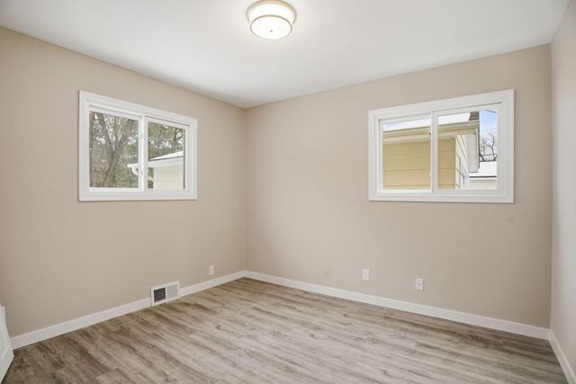 1008 W 89th Street, Bloomington, MN 55420