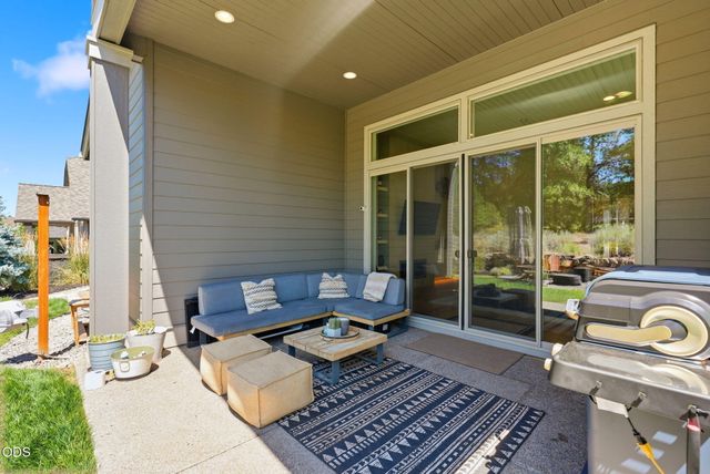 3083 NW Hidden Ridge Drive, Bend, OR 97703