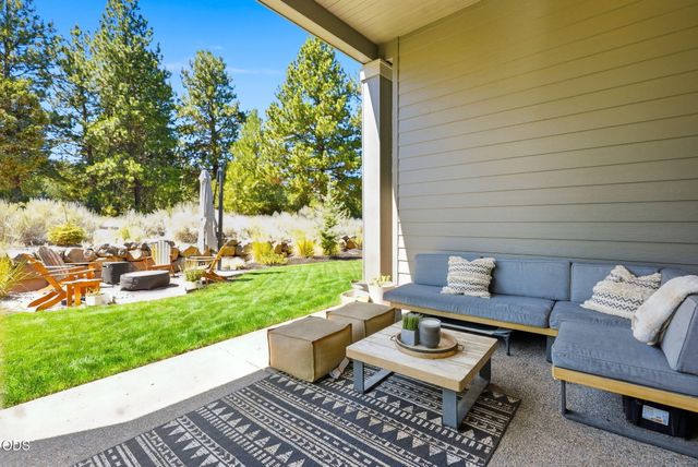 3083 NW Hidden Ridge Drive, Bend, OR 97703
