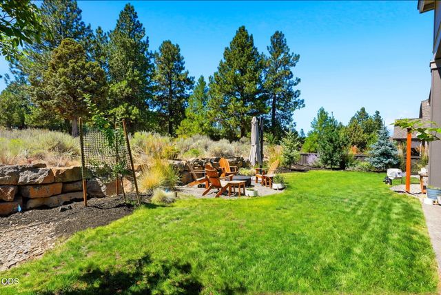 3083 NW Hidden Ridge Drive, Bend, OR 97703