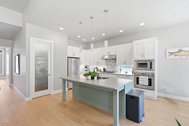 3083 NW Hidden Ridge Drive, Bend, OR 97703
