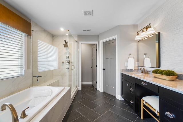 2660 Buckeye Court, Villa Hills, KY 41017