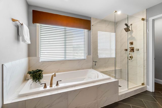 2660 Buckeye Court, Villa Hills, KY 41017