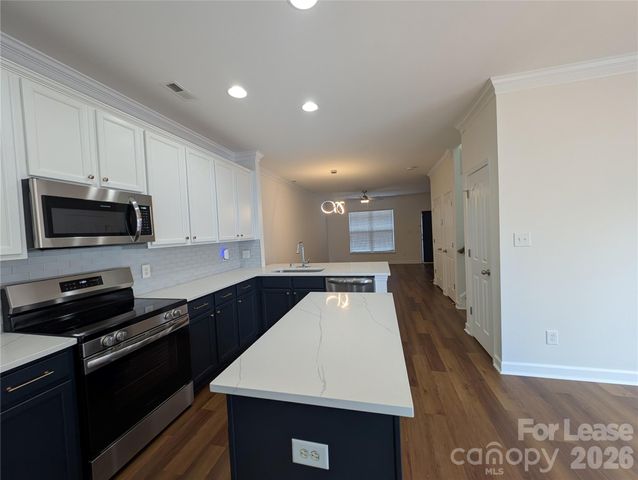 5133 Prosperity Church Road, Charlotte, NC 28269