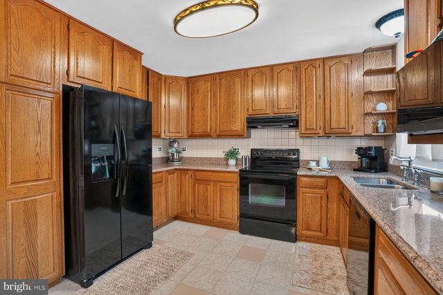 1518 RIDGELY DR, Edgewater, MD 21037