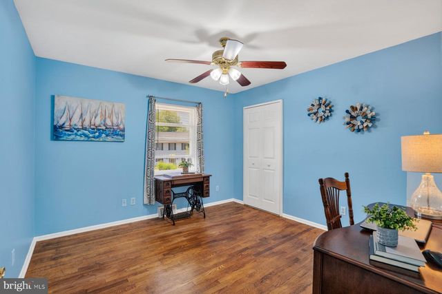 1518 RIDGELY DR, Edgewater, MD 21037