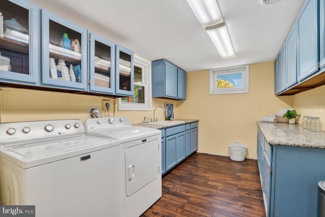 1518 RIDGELY DR, Edgewater, MD 21037