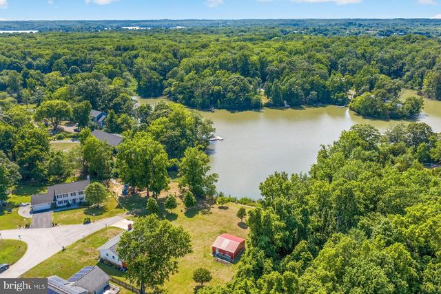 1518 RIDGELY DR, Edgewater, MD 21037