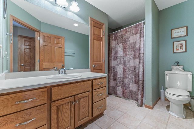 N54W16055 Westwind DRIVE, Menomonee Falls, WI 53051