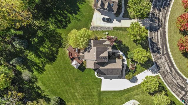 N54W16055 Westwind DRIVE, Menomonee Falls, WI 53051