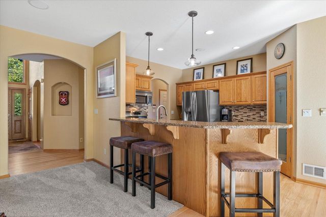 N54W16055 Westwind DRIVE, Menomonee Falls, WI 53051