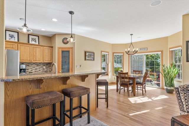 N54W16055 Westwind DRIVE, Menomonee Falls, WI 53051