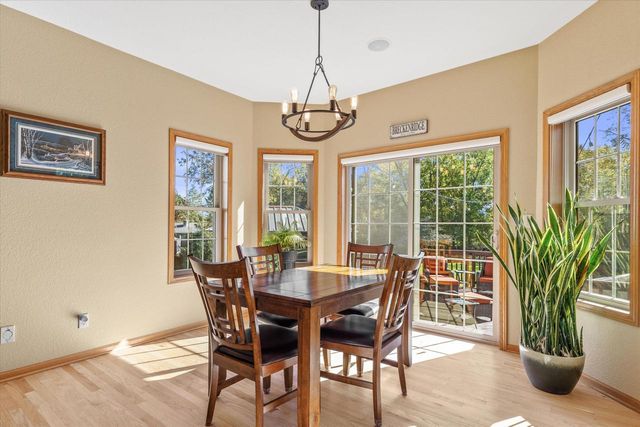 N54W16055 Westwind DRIVE, Menomonee Falls, WI 53051