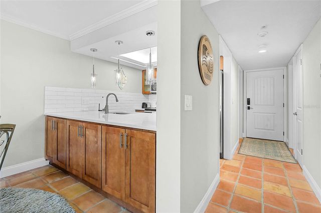 8750 MIDNIGHT PASS ROAD 102, Sarasota, FL 34242