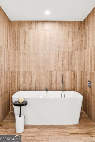 2520 Peachtree Road 703, Atlanta, GA 30305