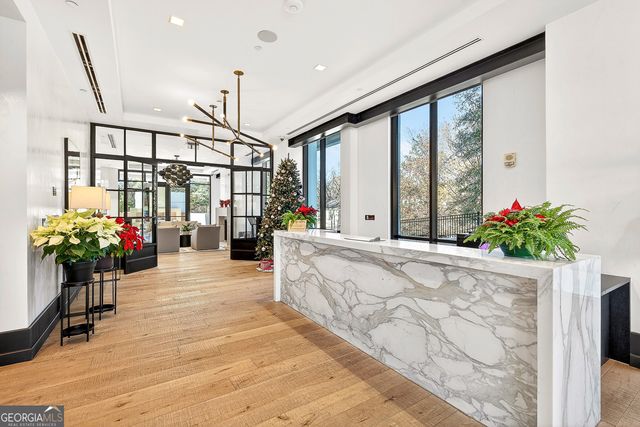 2520 Peachtree Road 703, Atlanta, GA 30305