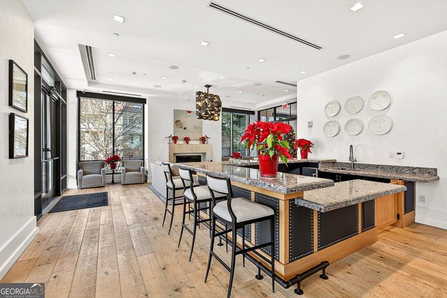 2520 Peachtree Road 703, Atlanta, GA 30305