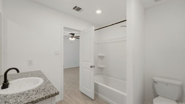 9942 DICKET MEAD RD, San Antonio, TX 78254