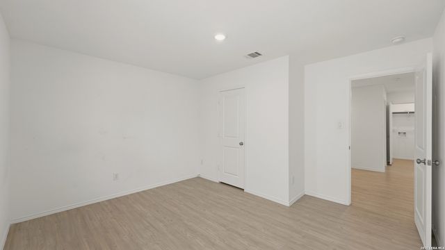 9942 DICKET MEAD RD, San Antonio, TX 78254