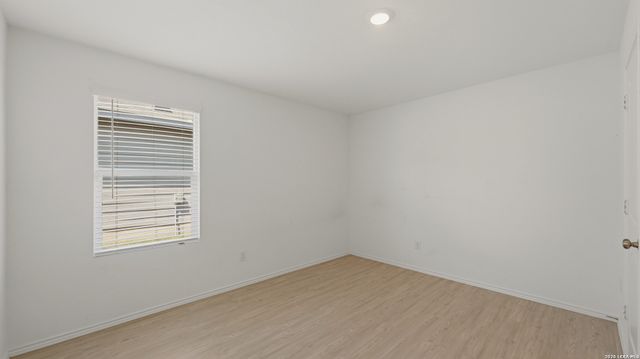 9942 DICKET MEAD RD, San Antonio, TX 78254