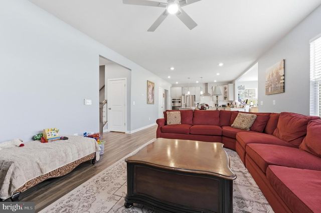 2083 ARMSTRONG TERRACE, Jeffersonton, VA 22724