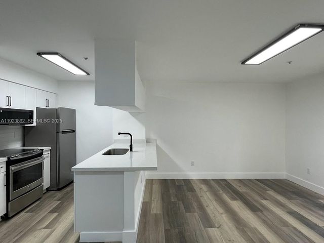 440 S Park Rd 4-306, Hollywood, FL 33021