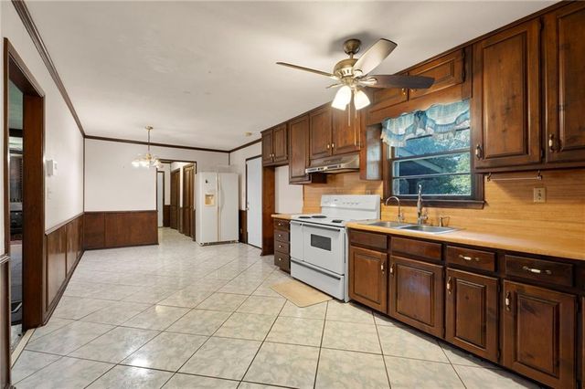 1739 Pleasant Hill Trail, Lithonia, GA 30058