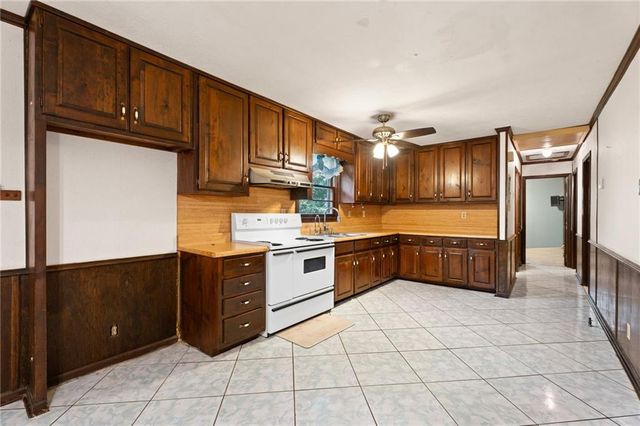 1739 Pleasant Hill Trail, Lithonia, GA 30058