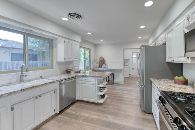 920 E Sierra Madre, Fresno, CA 93704