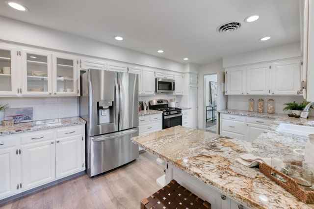 920 E Sierra Madre, Fresno, CA 93704