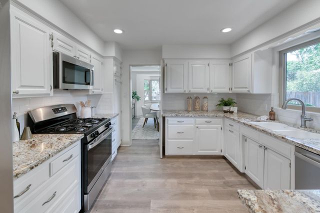 920 E Sierra Madre, Fresno, CA 93704