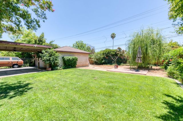 920 E Sierra Madre, Fresno, CA 93704
