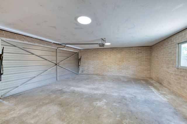 920 E Sierra Madre, Fresno, CA 93704