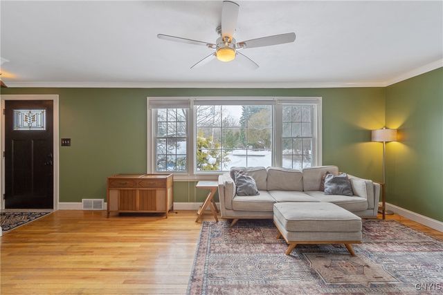 63 Lyndon Road, Dewitt, NY 13066