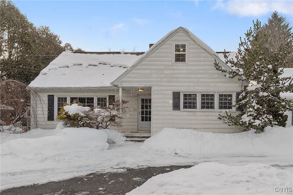 63 Lyndon Road, Dewitt, NY 13066