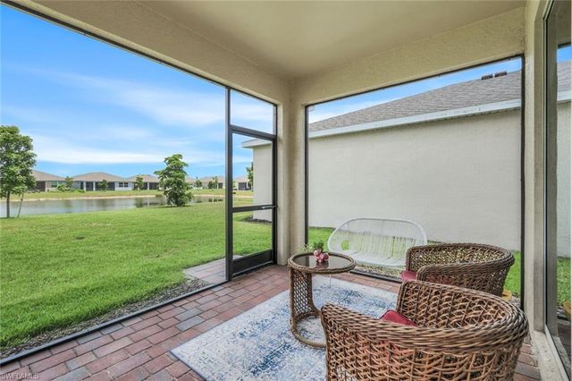 421 Coral Reef PL, Cape Coral, FL 33993