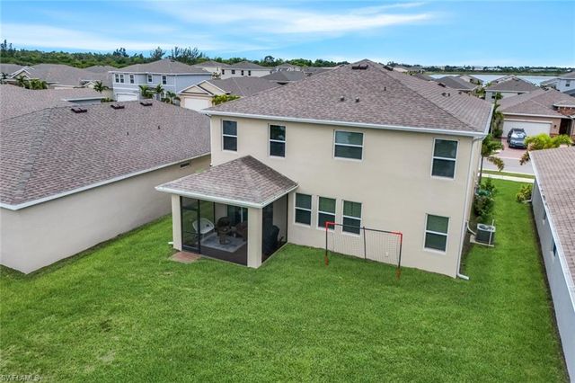 421 Coral Reef PL, Cape Coral, FL 33993