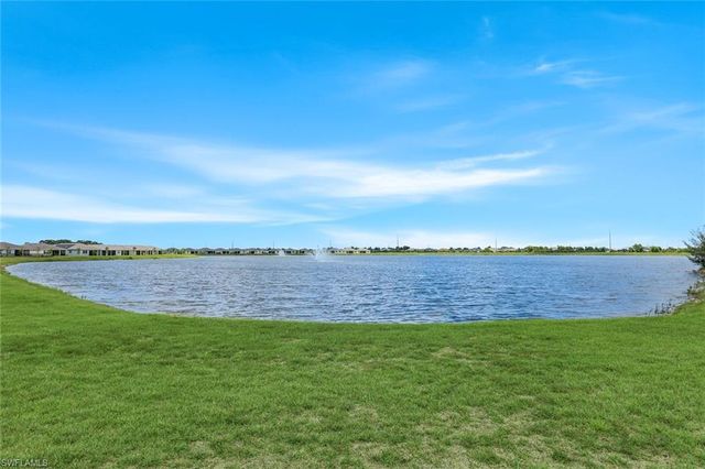 421 Coral Reef PL, Cape Coral, FL 33993