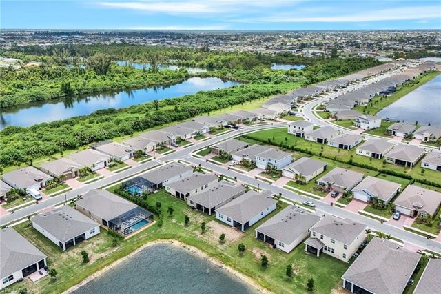 421 Coral Reef PL, Cape Coral, FL 33993