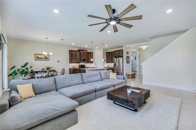 421 Coral Reef PL, Cape Coral, FL 33993