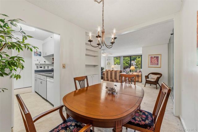 25 Rockledge Avenue 801, White Plains, NY 10601