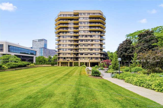25 Rockledge Avenue 801, White Plains, NY 10601