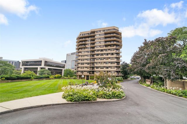 25 Rockledge Avenue 801, White Plains, NY 10601