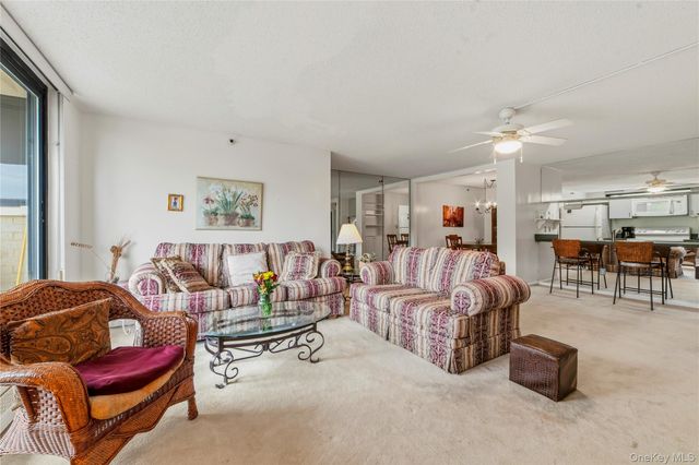 25 Rockledge Avenue 801, White Plains, NY 10601